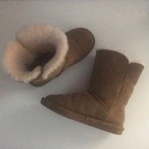 Bear paw 🐾 size 6 tan boots